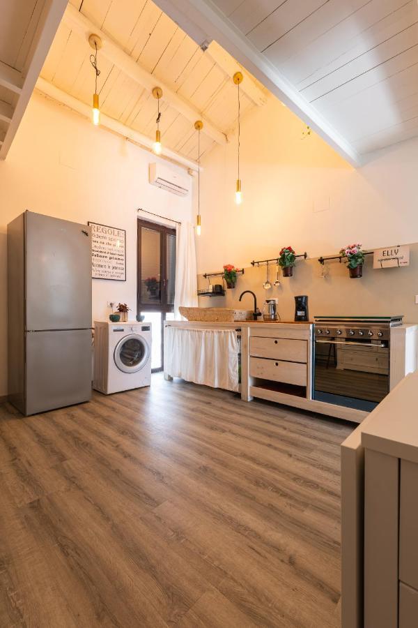 Elly Holiday House Палермо Екстериор снимка